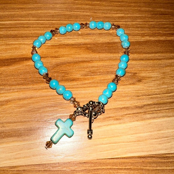 Handmade Turquoise / Cross Necklace Set - Picture 2 of 3